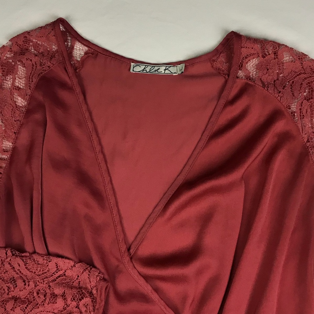 Chloe K Red Long Sleeve Romper - Picture 3 of 7